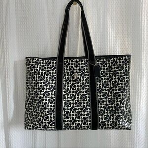 Coach black and white Y2K logo beach/tote/weekend bag